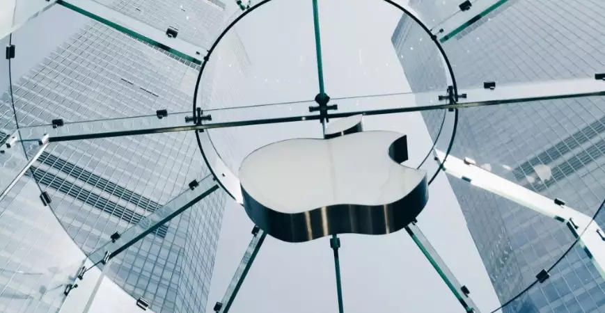 Apple’s AI Approach Prioritizes Privacy with Synthetic and Anonymized Data