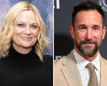 Amy Poehler Tells Noah Wyle The Pitt Needs More Romance: 'If You're Gonna Show the Guts, You Gotta Show Some Butts'
