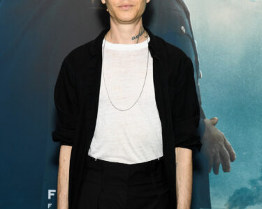 'Billions' Star Asia Kate Dillon Says Acting Work Has 'Diminished,' Now Looking For Customer Service Jobs