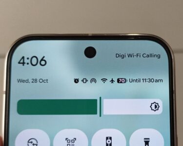 From Keys to Dots: 12 Mystery Android Status Bar Icons Explained