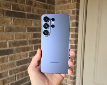 Galaxy S26 Ultra Setup Bug Is Bricking New Phones Before Owners Reach the Home Screen
