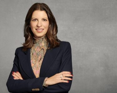 Georgia Juvelis to Step Down as Chief Communications Officer for AMC Global Media After 19 Years