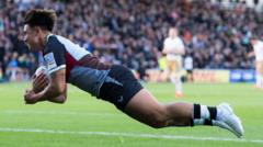 Marcus Smith Stars as Quins Beat Saracens 33-15 for First Prem Win of the Season